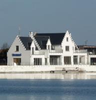 Vijverhuis*****