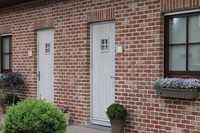 B&B Laurus***